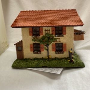 New MJ Hummel light up farm house. Very nice